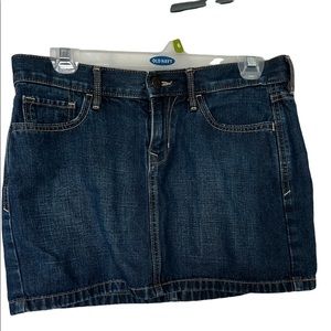 Old Navy Denim Mini-Skirt. In excellent condition! Dark wash.